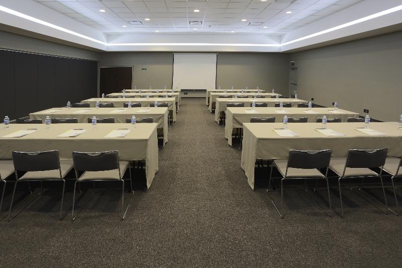 Отель City Express By Marriott Salina Cruz