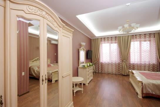 فندق Grand  Classic