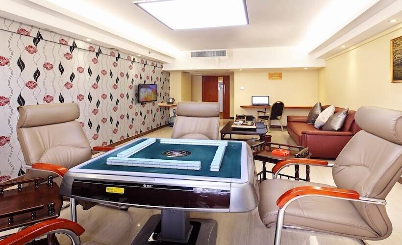 Clayton Hotel Near Pazhou Exhibition Center