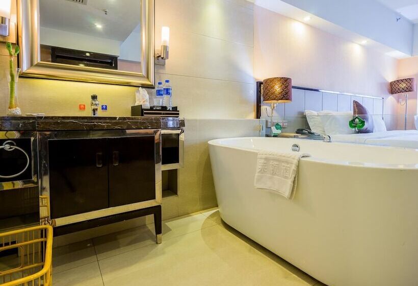 Clayton Hotel Near Pazhou Exhibition Center