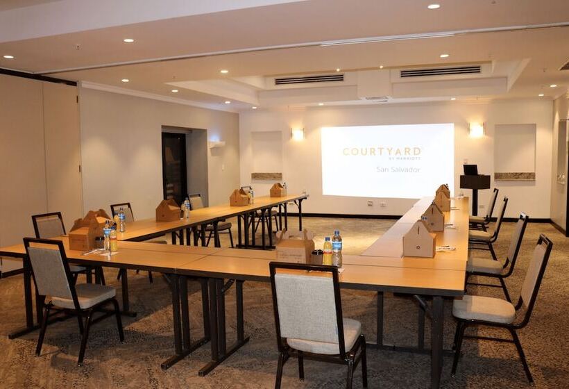 酒店 Courtyard By Marriott San Salvador