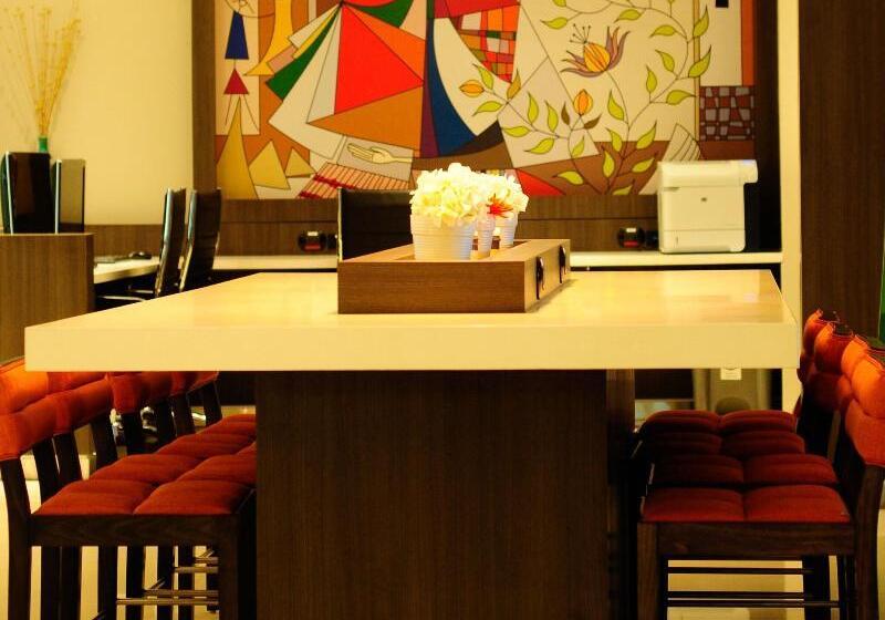 酒店 Courtyard By Marriott San Salvador