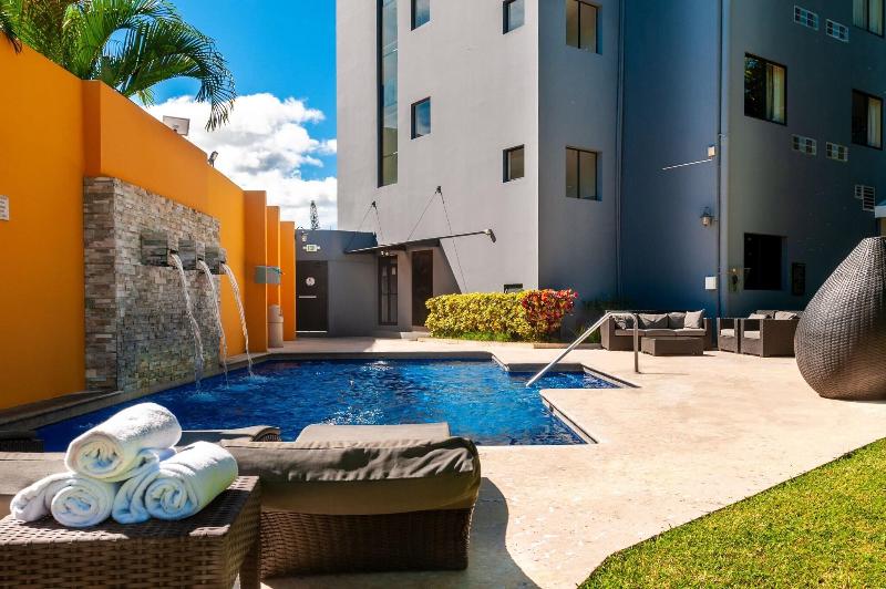 酒店 Courtyard By Marriott San Salvador