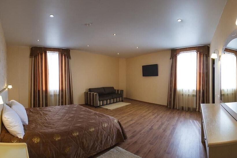 בית מלון כפרי Crystal