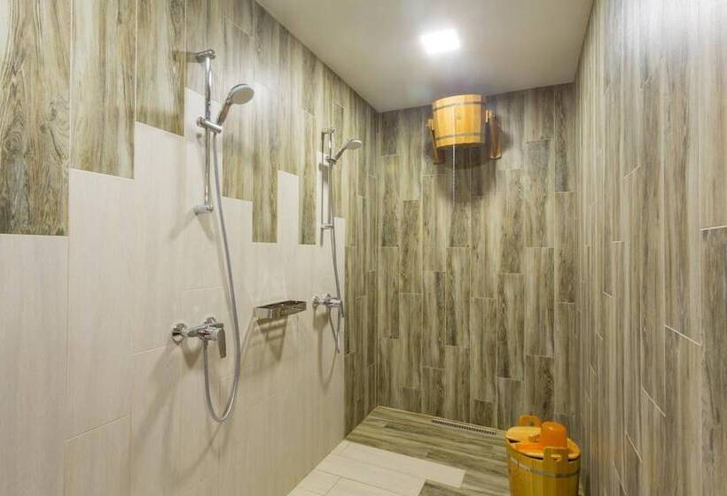 בית מלון כפרי Crystal