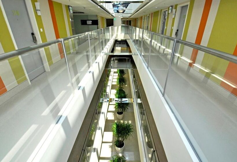 هتل Fullon Poshtel Kenting