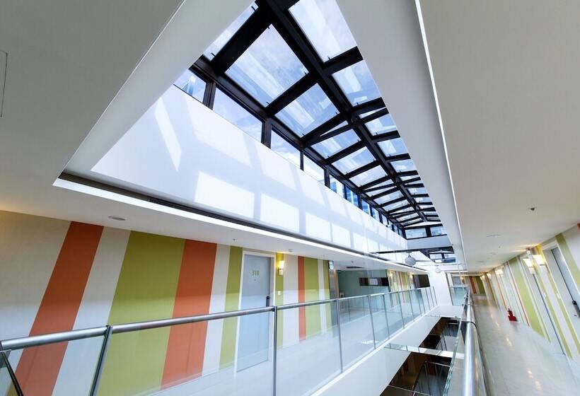 هتل Fullon Poshtel Kenting