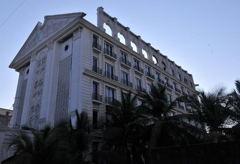 Goldfinch Hotel Mumbai