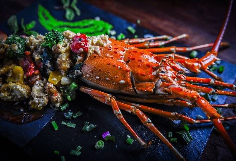 Goldfinch Hotel Mumbai