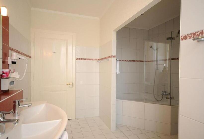 酒店 Grand Hôtel Des Rasses & Wellness