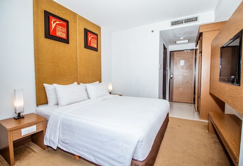 Отель Grand Tjokro Yogyakarta