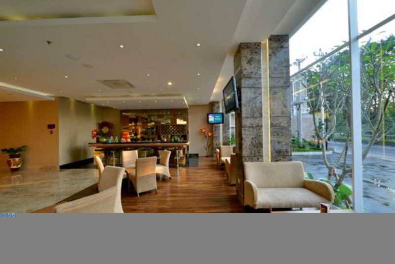 Отель Grand Tjokro Yogyakarta