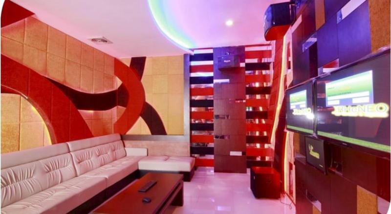 Отель Grand Tjokro Yogyakarta