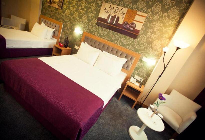 Hotel Helikon Business