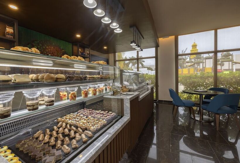 Hideaway At Royalton Blue Waters, An Autograph Collection All Inclusive Resort   Adults Only