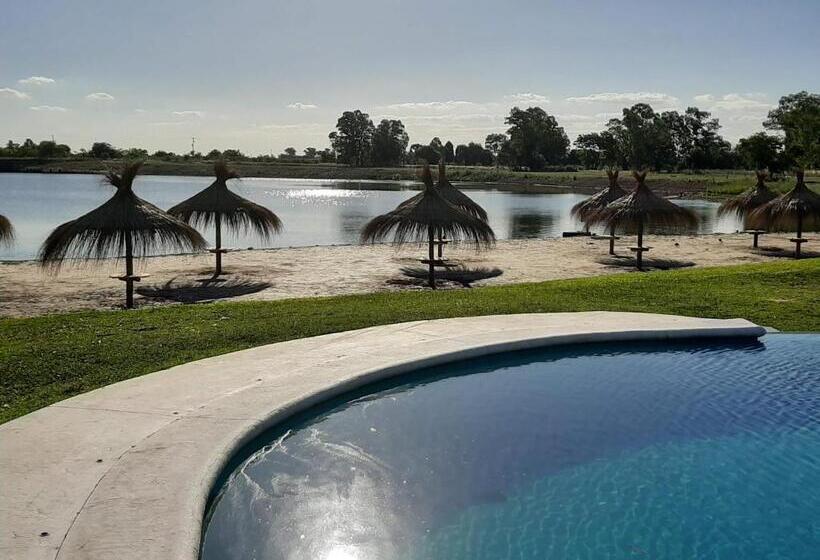 ホテル Howard Johnson Resort & Convention Center Ezeiza