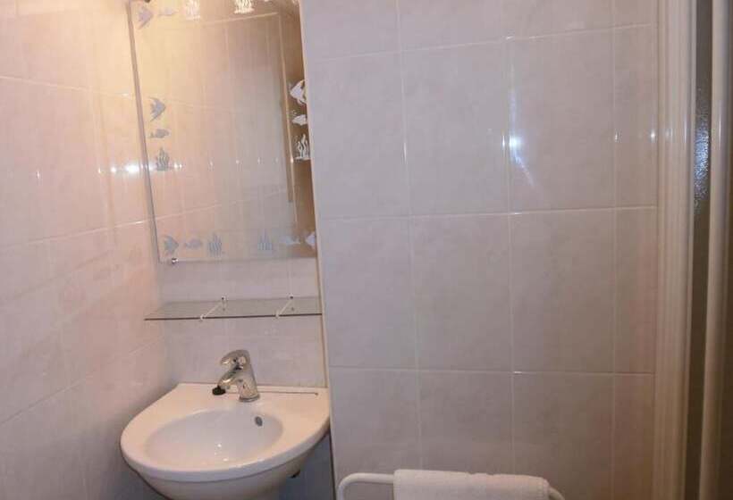 ホテル Hôtel Claridge S