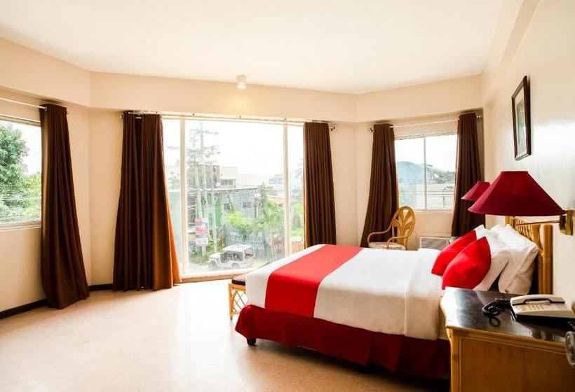 Отель The Humbertos