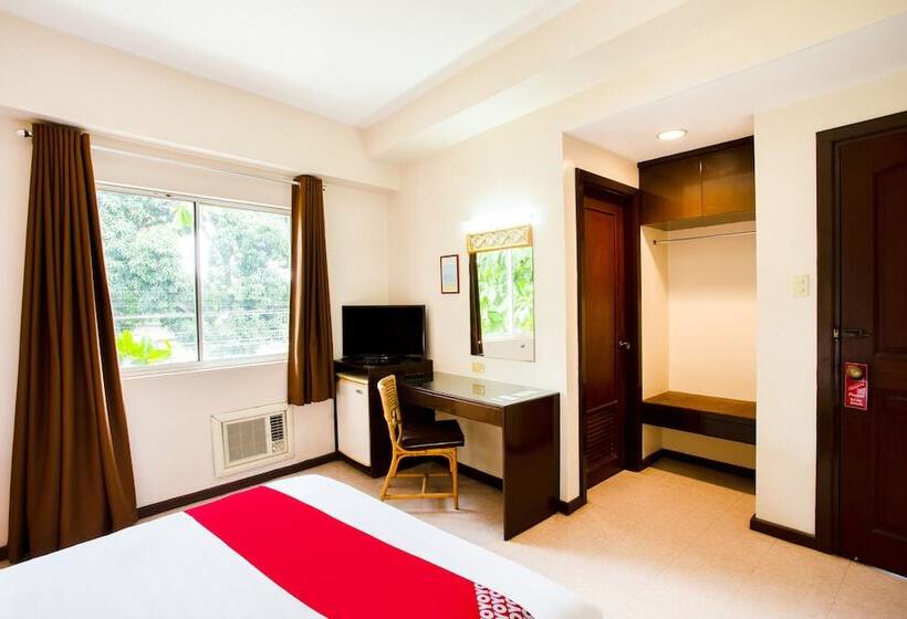 Отель The Humbertos