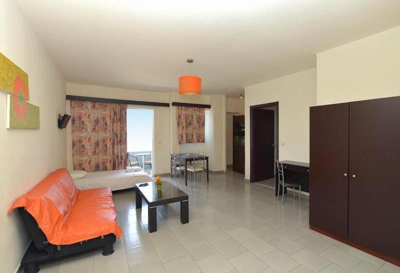 בית מלון כפרי Ialysos City