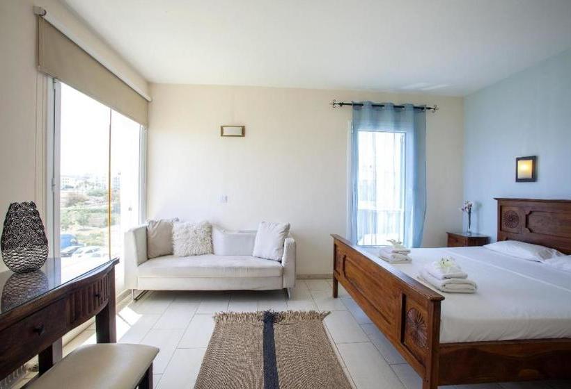 Отель Infinity Villa