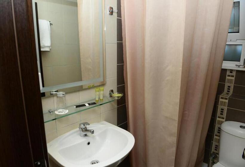 בית מלון כפרי Ionion