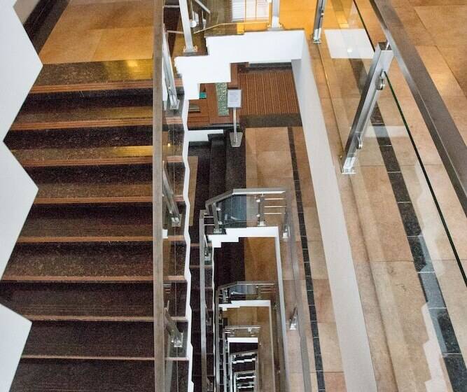 فندق Mercure Chandigarh Tribune Chowk