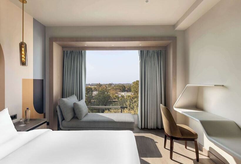 فندق Mercure Chandigarh Tribune Chowk