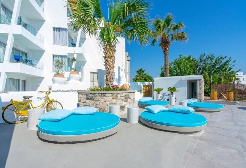 호텔 Kouros Home & Suites