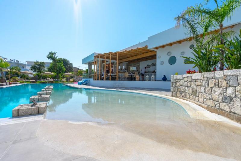 酒店 Kouros Home & Suites