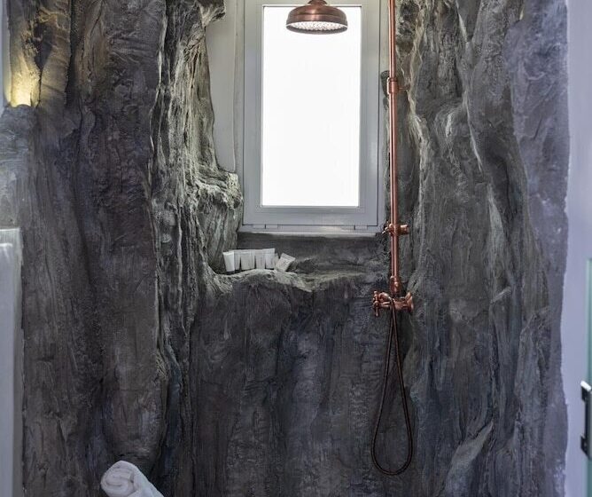 호텔 Kouros Home & Suites