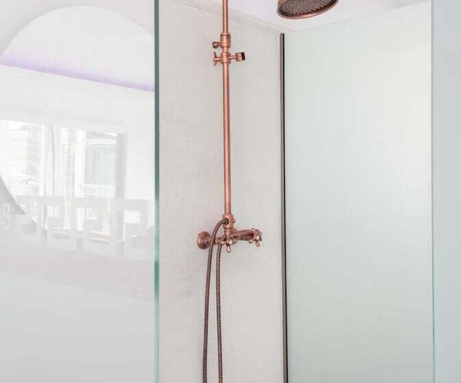 בית מלון כפרי Kouros Home & Suites