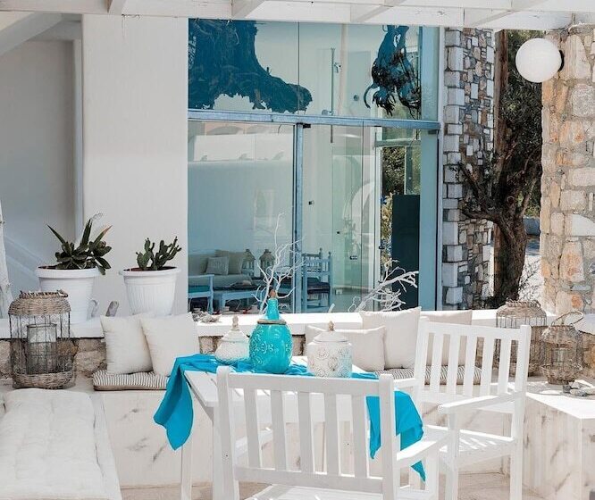 호텔 Kouros Home & Suites