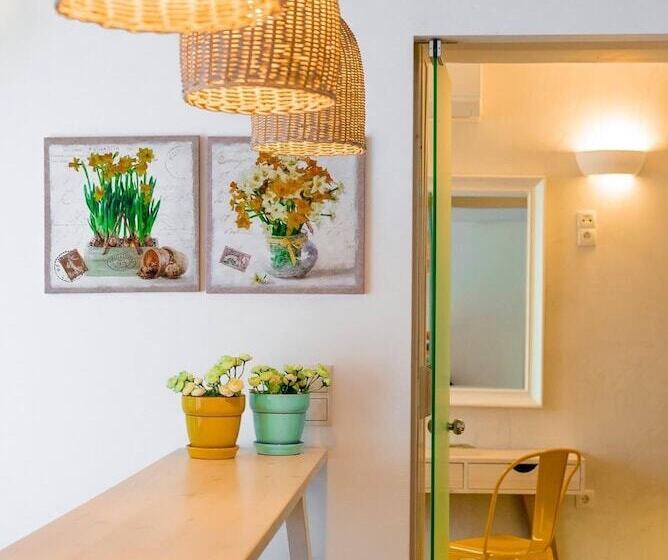 호텔 Kouros Home & Suites