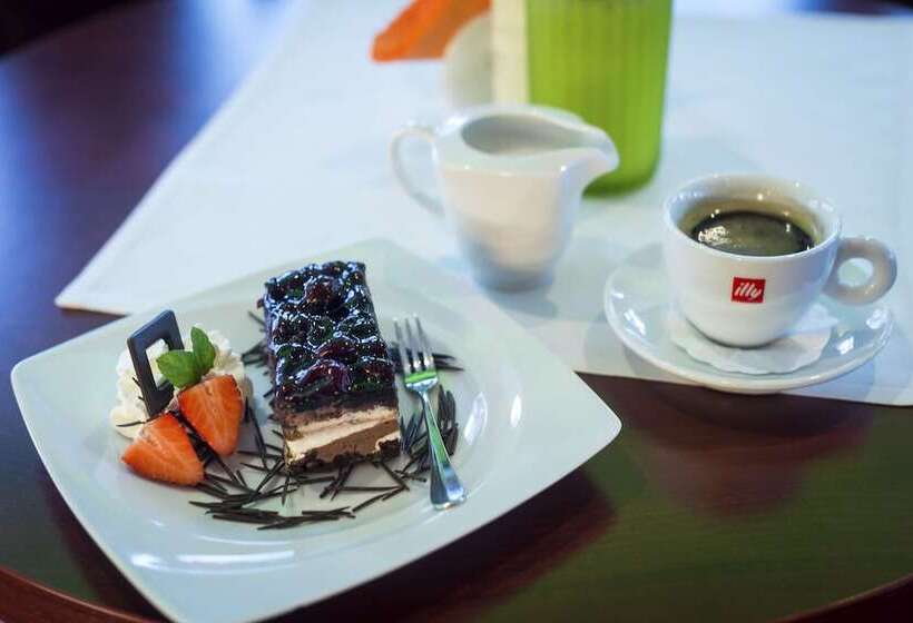 فندق Kryształ Conference & Spa