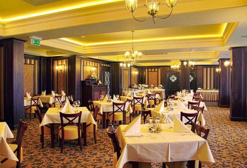 فندق Kryształ Conference & Spa