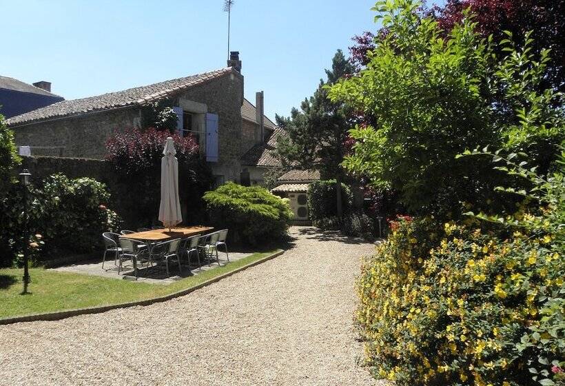 בית מלון כפרי La Pomme D Or