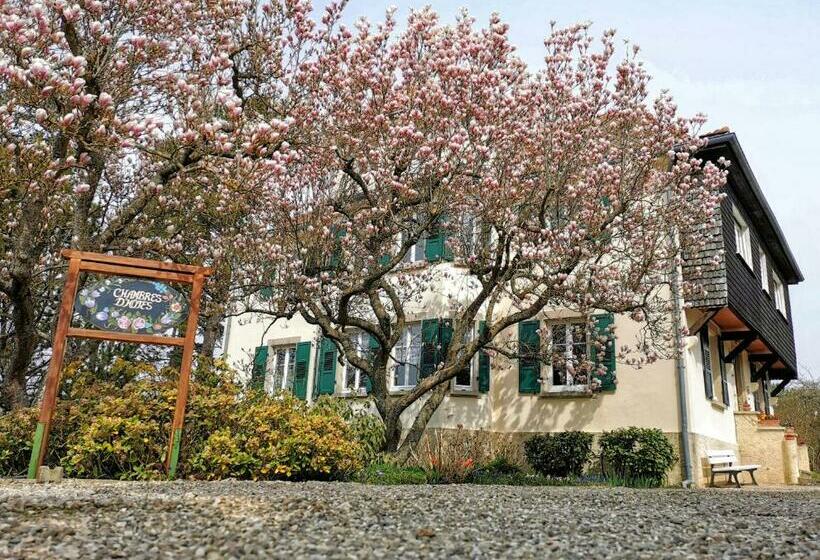 בית מלון כפרי La Tirelire