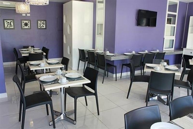 هتل Leez Inn Malate