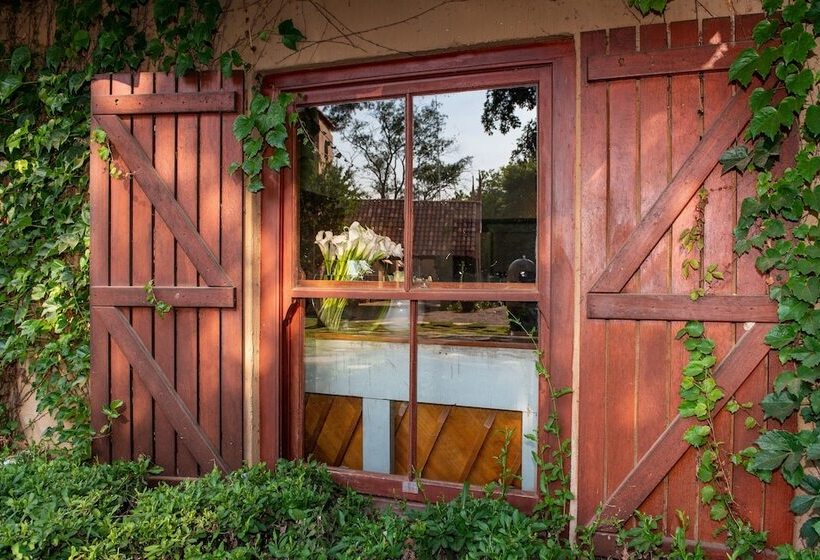 Lombardy Boutique Hotel & Conference Centre