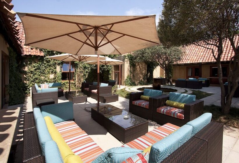 Lombardy Boutique Hotel & Conference Centre