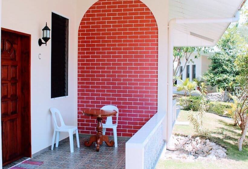 酒店 Meili Beach Resort