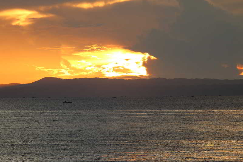 酒店 Meili Beach Resort