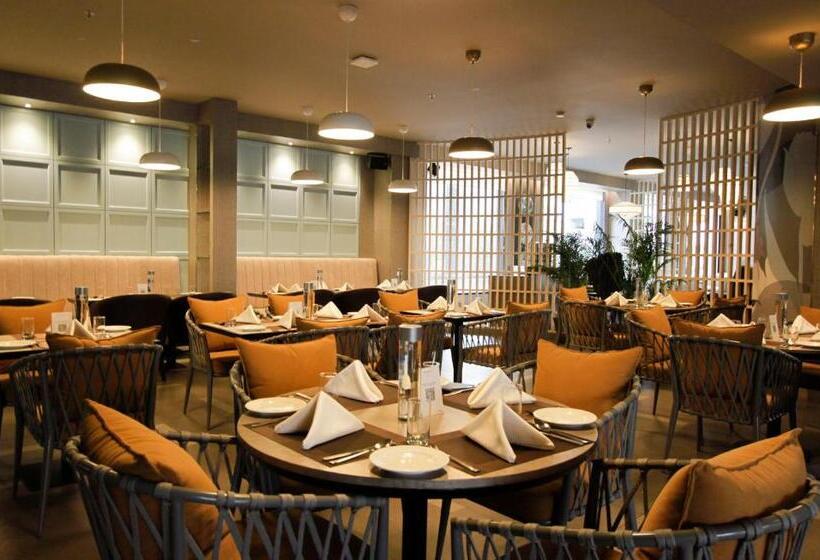 فندق Mercure Chandigarh Tribune Chowk