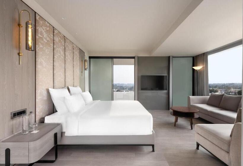 فندق Mercure Chandigarh Tribune Chowk