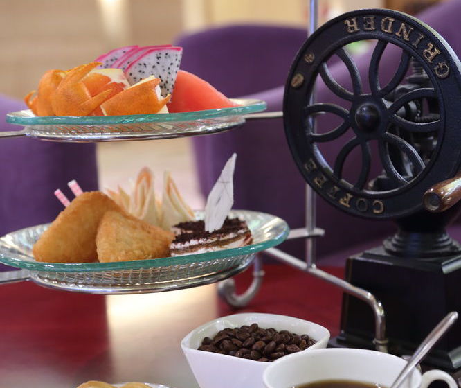 Отель Mercure Chengdu North