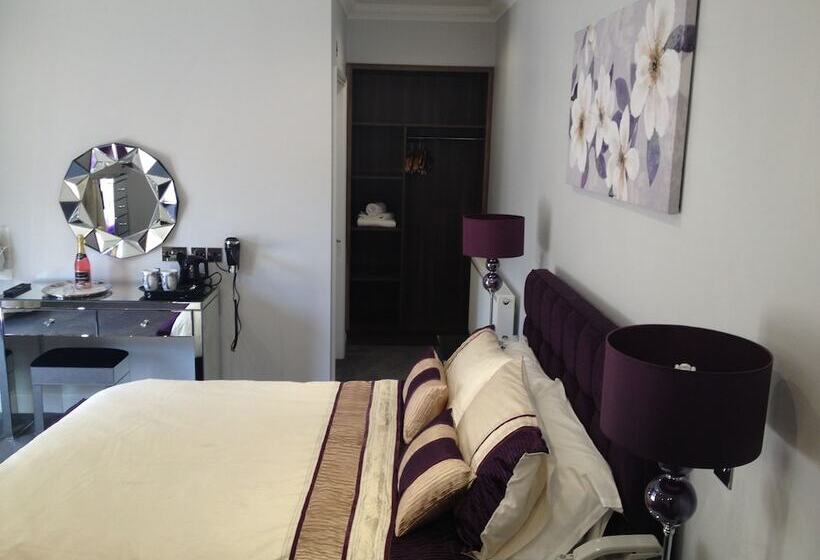 فندق New Westcliff