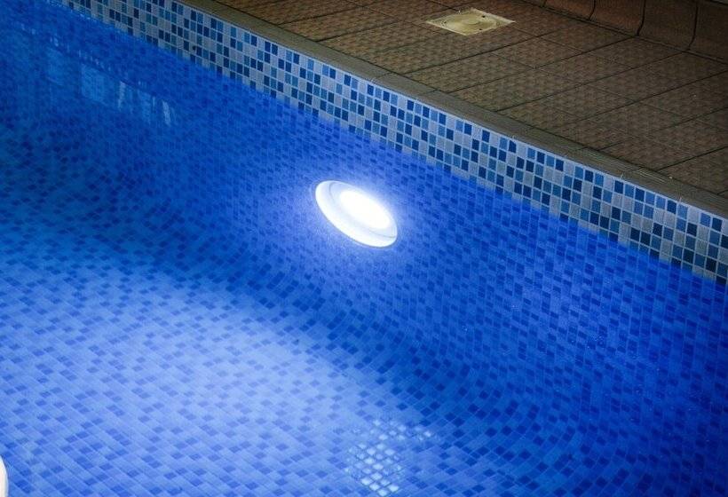 فندق New Westcliff