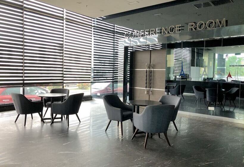 Pariss Hotel Johor Bahru