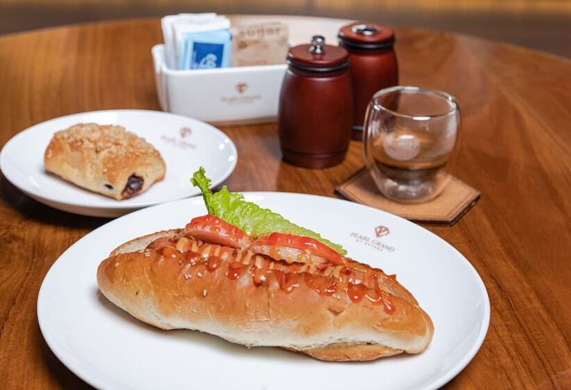 호텔 Pearl Grand By Rathna